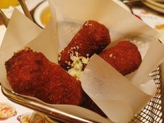 -Tapa Tapa