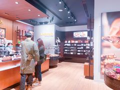 -Laderach 莱德拉(上海环贸iapm店)