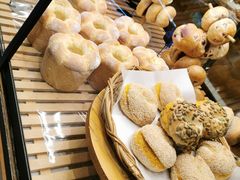 -Dough&Joe团憩(瑞虹天地月亮湾店)