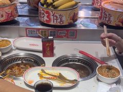 -龍歌自助小火锅(市北CBD万达店)