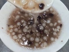 -芳婆糕团店(王府大街店)