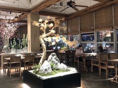 -蜜桃餐厅·伴山(湖滨商业街店)