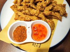 -川流不息·地道川菜·小龙虾(松东路店)