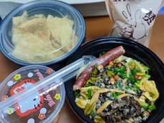 酸笋-丽丽三鲜螺蛳粉(田林路店)
