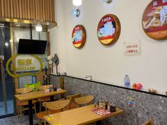 -八百里牛肉汤(盖饭·锅贴·万象城店)