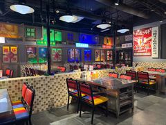 -马路牙子烧烤音乐酒馆(望京店)