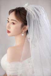 -艾米丽婚纱礼服