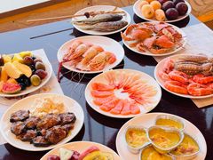 -荣誉国际酒店-云顶旋转餐厅