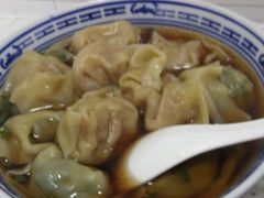 半菜半肉-古徽州馄饨店(宝安路店)