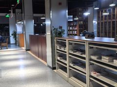 -上海市虹口区图书馆(曲阳分馆)