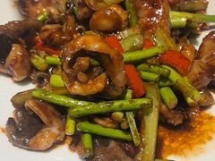 -大胡同天津菜·海肠捞饭·津门皮皮虾锅贴一绝(西姜井店)