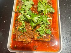 -山城外·非遗酸菜鱼(盛龙广场店)