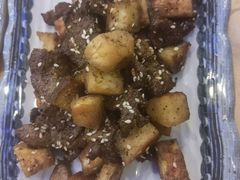 -维吾尔餐厅(宜山路店)