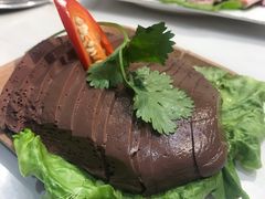 生鸭血-围炉夜话·潮汕卤水火锅(榕江店)