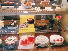 零售区-DQ·蛋糕·冰淇淋(大宁国际商业广场店)