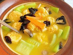 丝瓜浓汤煮豆腐-上海小南国(国会店)