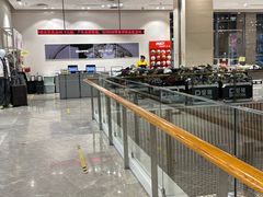 -BIGOFFS 超级折扣(仁恒伊势丹店)