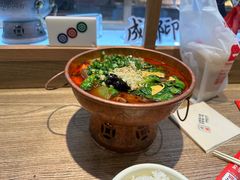 -成都你六姐·牛肉冒菜(上海环宇荟店)
