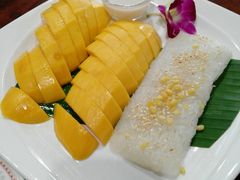 -Dang restaurant (patong phuket)