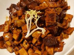 红烧肉炒笋丁-玫瑰厅上海菜(兴国路店)