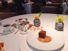 -Le Bernardin