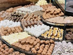 -Laderach 莱德拉(上海环贸iapm店)