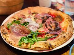 四季披萨-BOTTEGA意库(中骏世界城店)