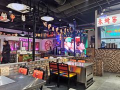 -马路牙子烧烤音乐酒馆(望京店)