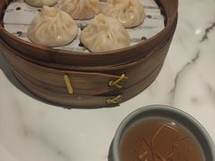 -馋三尺蟹粉小笼(人民广场店)