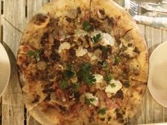 -Hai Bar And Grill