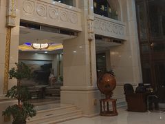 -碧中海汤泉汗蒸酒店