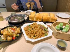 干炒牛河-品胜点心专家(万业大厦店)