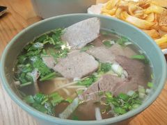 -臻老板牛肉面(光华路SOHO店)