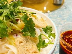 -巴扎美食·新疆菜·西域歌舞表演餐厅(新疆大厦店)