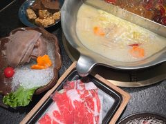 -湊湊火锅·茶憩(打浦桥日月光店)