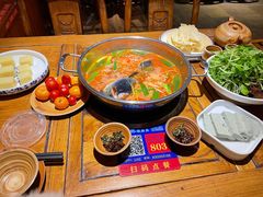 -快活林酸汤鱼鲜品火锅店(甲秀楼店)