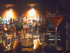 -Whisper Bar 