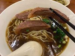 尊品招牌牛肉面-尊品原汁牛肉面