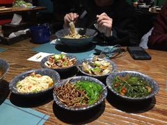 -八月美食小馆(银泰城总店)