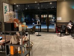 -星巴克(深圳宝安泰华店)