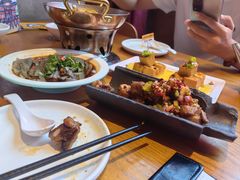 -隔壁老王·家常云南菜(花巷店)