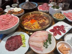 -小天鹅火锅·一线江景洪鼎旗舰店(洪崖洞店)