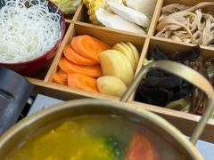 -轻蔬不用等·素食(江苏路店)