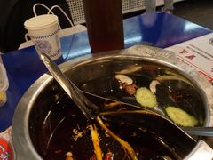 -马路边边串串香(苗栗路店)