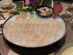 加拿大象拔蚌-協成海鮮火鍋(老店)