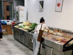 -锅神麻辣烫