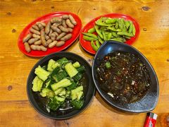 -老东镇啤酒屋海鲜加工·蒸汽海鲜·海鲜烧烤(台东店)