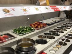 自助调料区-海底捞火锅(奥体南路店)