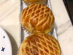 酥皮水牛奶菠萝包-陶陶居酒家(环市东店)