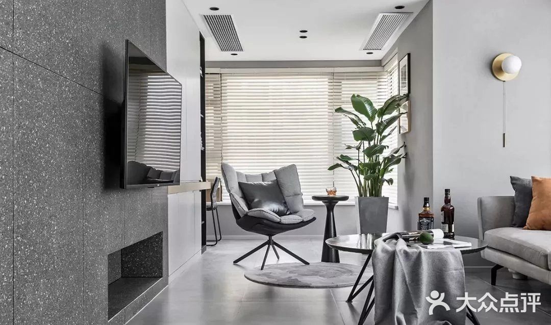 今日分享[礼花]客厅采光太差？把移门换一换  